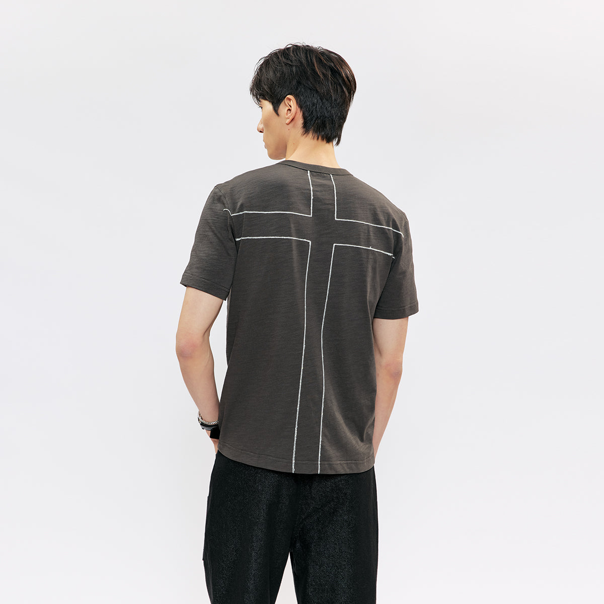 KREATE Chain Cross Henley Tee