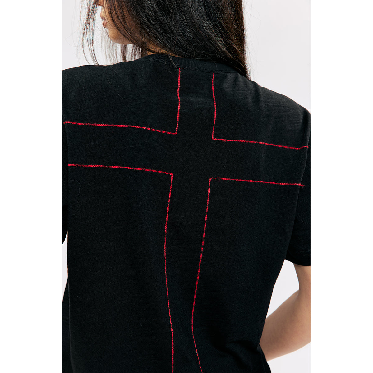 KREATE Chain Cross Henley Tee