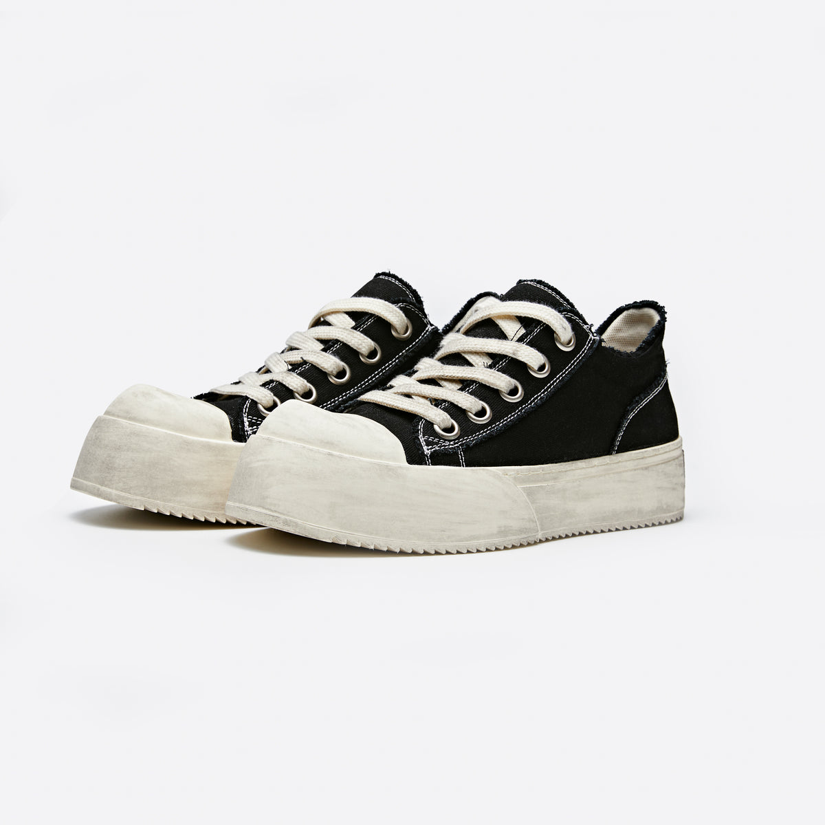 KREATE Jumbo Canvas Sneakers